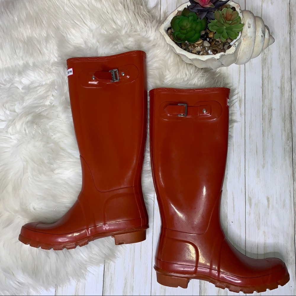 Hunters high gloss red siren tall rain boots 8 - Picture 5 of 15